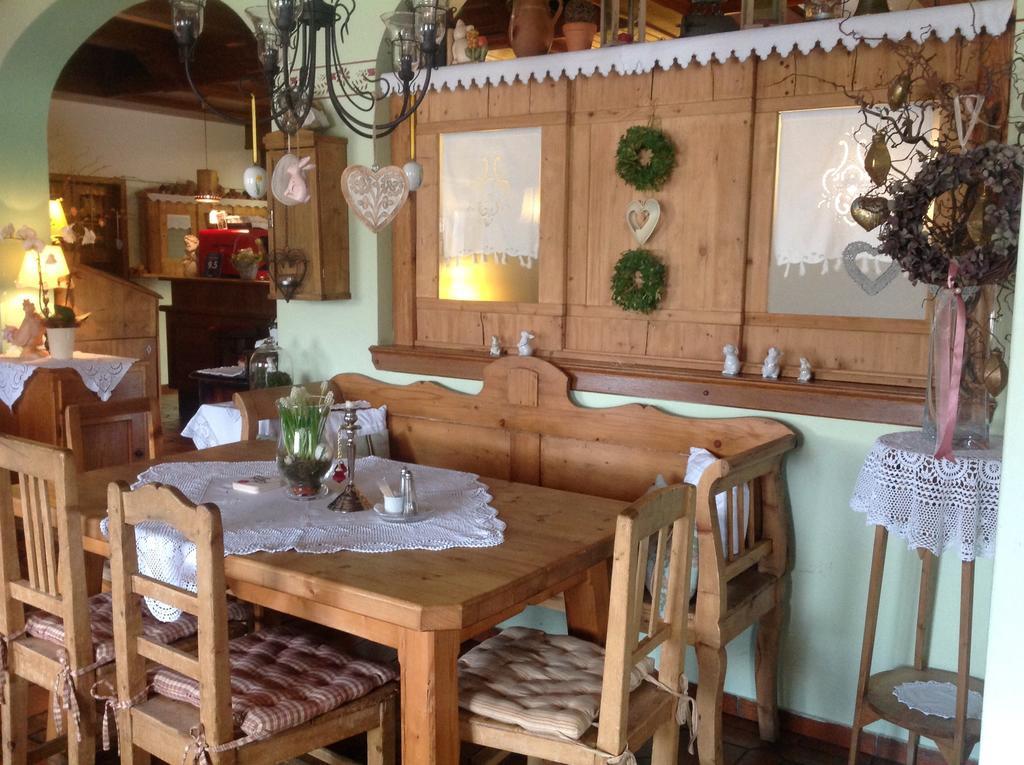 Landgasthof Friedl Hotel Sankt Lorenzen bei Knittelfeld Luaran gambar